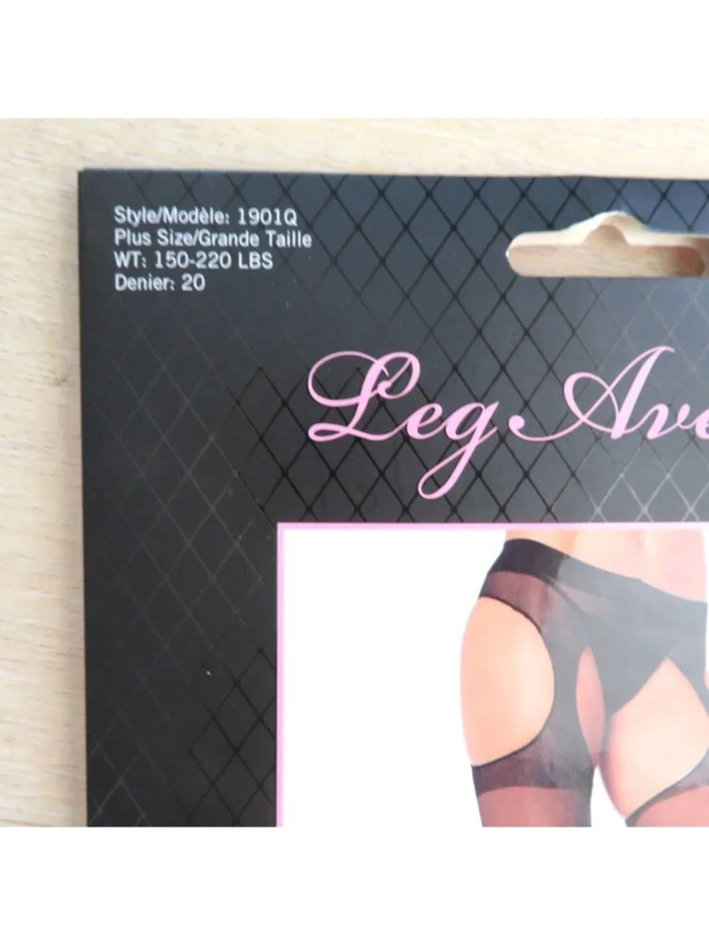 Leg Avenue sheer suspender